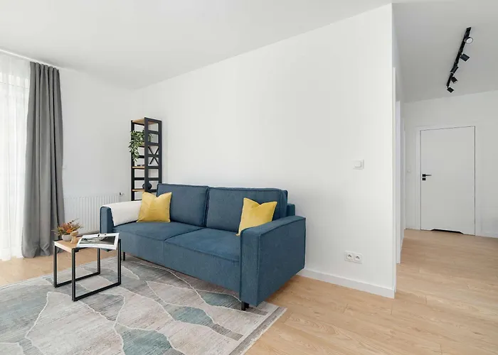 Spacious With Functional Interiors Parking & Balcony By Renters * بوزنان