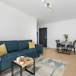 Appartement Spacious With Functional Interiors Parking & Balcony By Renters