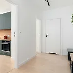 Appartement Spacious With Functional Interiors Parking & Balcony By Renters *