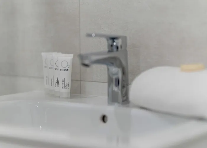 Apartman Spacious With Functional Interiors Parking & Balcony By Renters Poznań